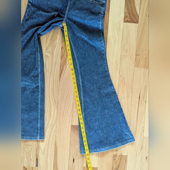 NWT Halara Flares Jeans Size Small - Picture 6 of 6
